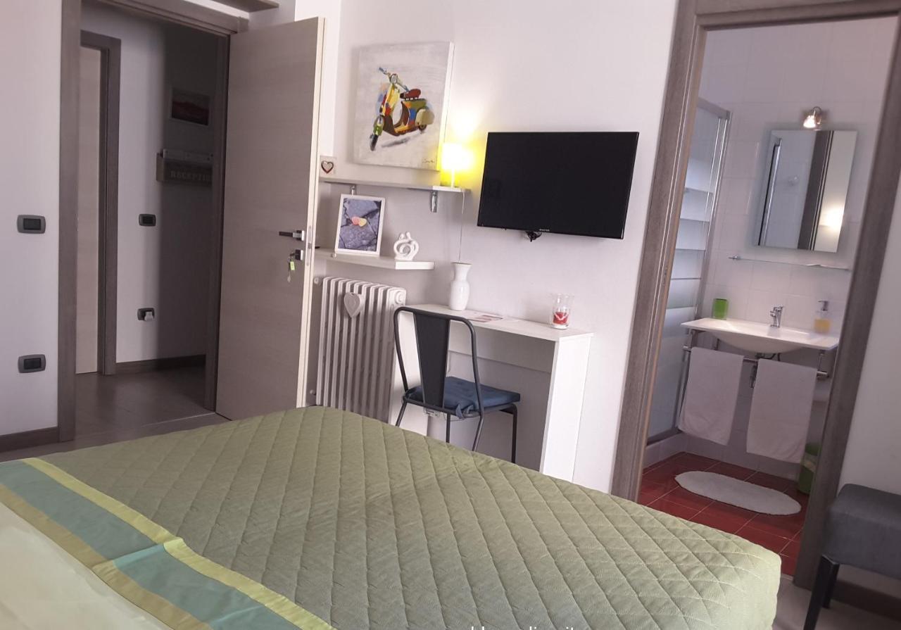 B&B Carolina Napoli-Vomero 外观 照片