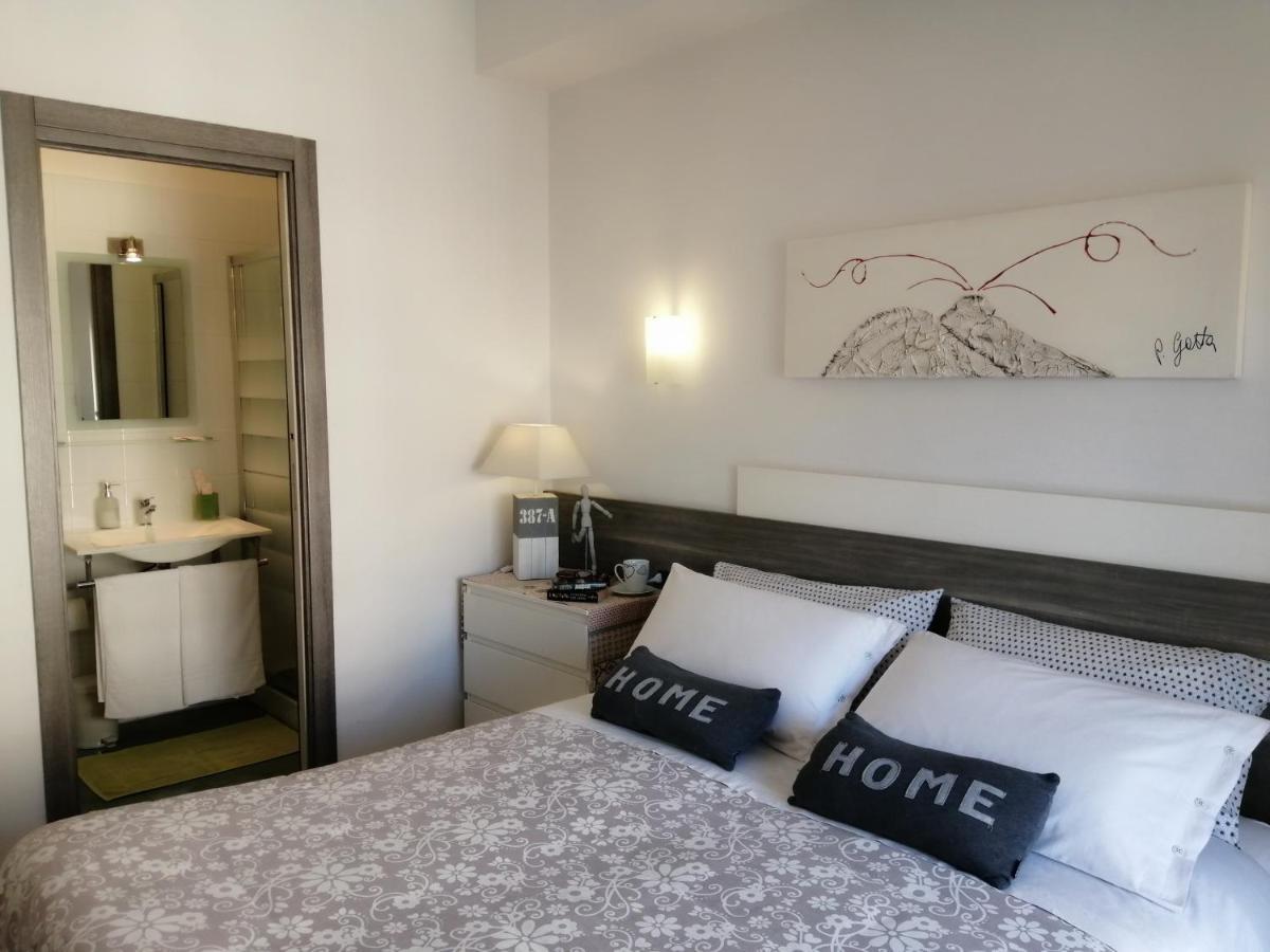B&B Carolina Napoli-Vomero 外观 照片
